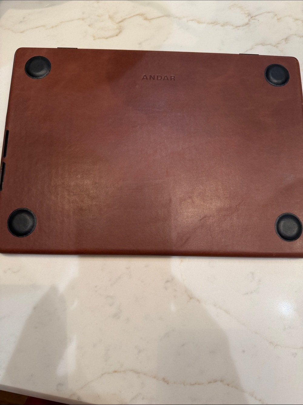 Andar Brown Leather Tablet Folio Case – Slim Cover. Macbook Pro 14”(2021-2023) - Picture 3 of 3